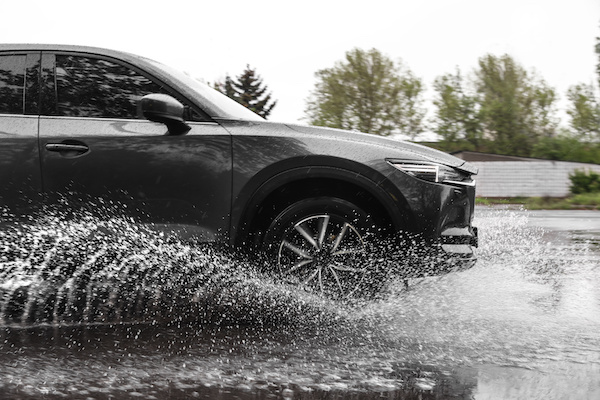 What Causes Hydroplaning and How to Best Avoid It